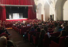 Gioia, condivisione e fantasia: una mattina con 800 bambini al teatro san Domenico di Crema