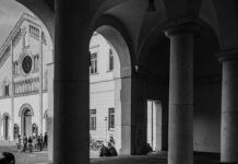 Crema in bianco e nero vista dagli occhi di Luigi Aloisi. Inaugurata la mostra ‘Le luci della città’